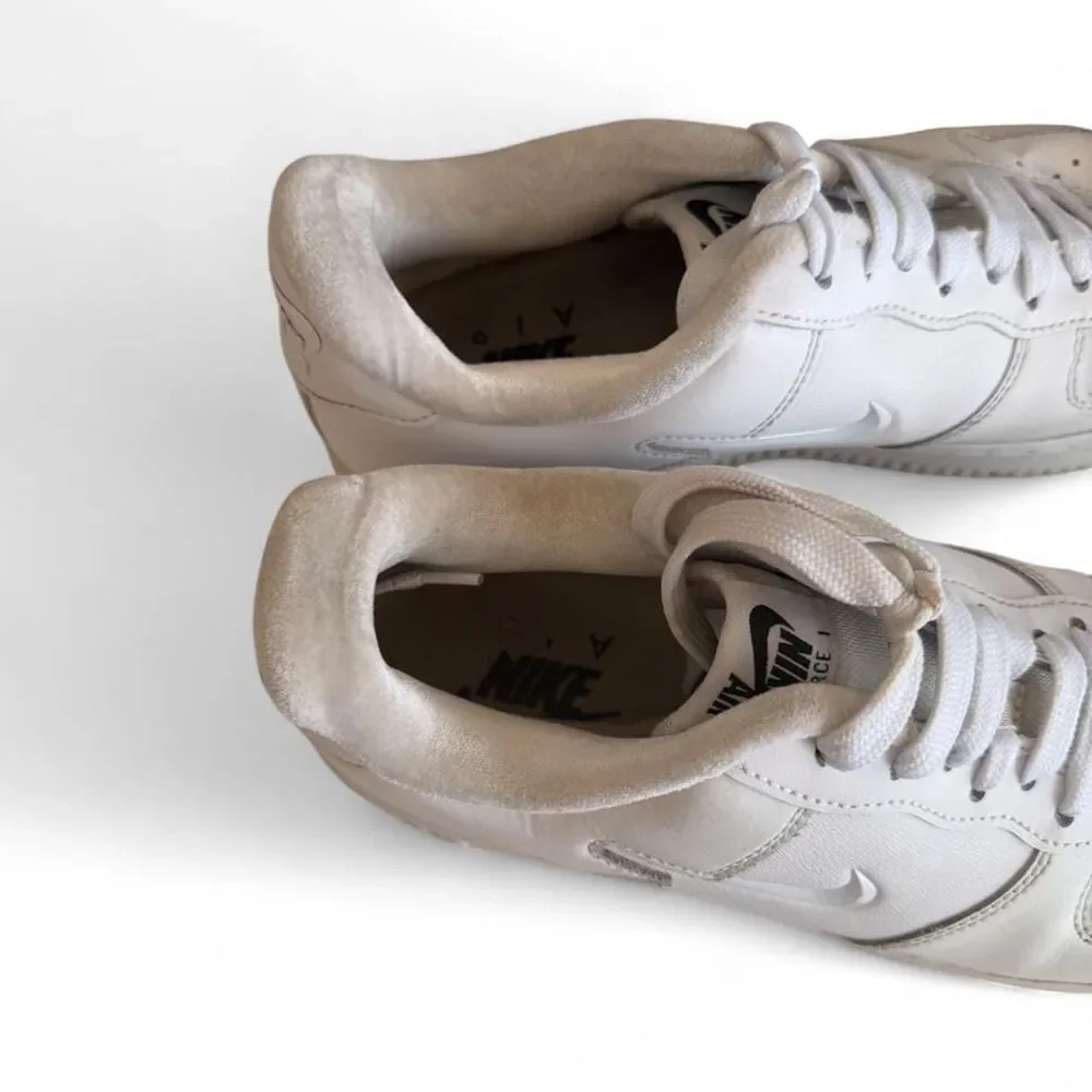 Nike Women's White Trainers